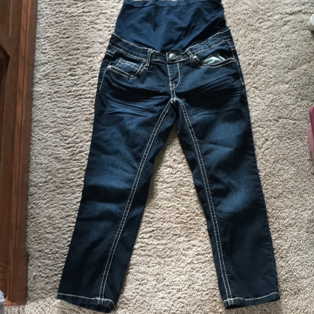 Maternity Recruit Dark Denim Capri Pants